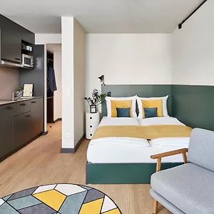 Living Am Olympiapark Aparthotel München